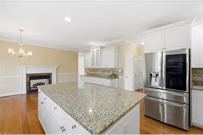 736 Meadowood Drive, Burlington, NC 27215 - Photo 17