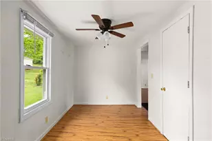 103 Howard St, Pilot Mountain, NC 27041 - Photo 15