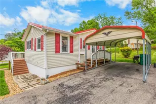 103 Howard St, Pilot Mountain, NC 27041 - Photo 3