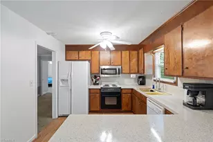 424 West St, King, NC 27021 - Photo 7