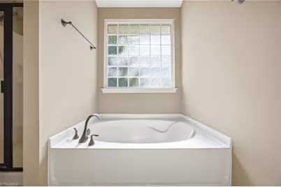 110 Kentland Ridge Drive, Kernersville, NC 27284 - Photo 23