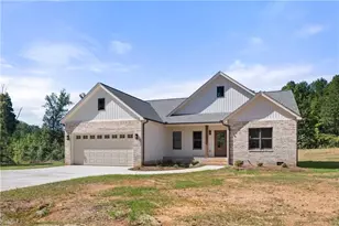 434 Potters Landing, Denton, NC 27239 - Photo 1