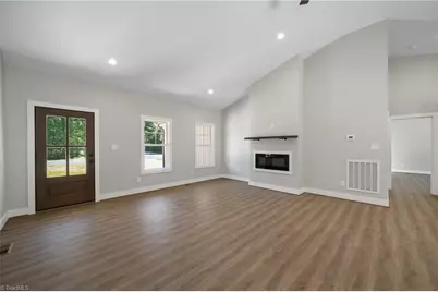 434 Potters Landing, Denton, NC 27239 - Photo 5