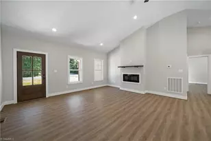 434 Potters Landing, Denton, NC 27239 - Photo 5
