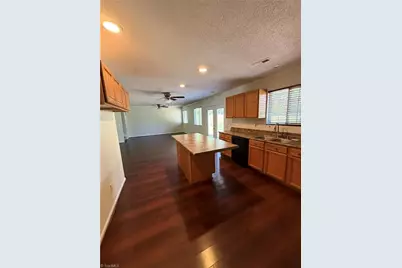 4 Vodington Circle, Greensboro, NC 27405 - Photo 7