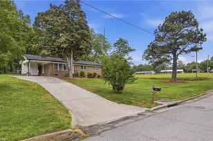 104 Jacklyn Ct, High Point, NC 27265 - Photo 5