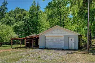 124 Clydes Drive, Reidsville, NC 27320 - Photo 13