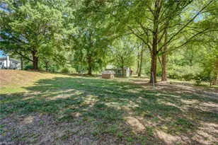 124 Clydes Dr, Reidsville, NC 27320 - Photo 11