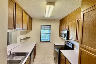 4010 Whirlaway Ct, Clemmons, NC 27012 - Photo 9