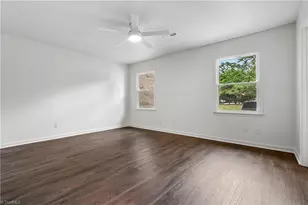 2400 Cottage Pl, Greensboro, NC 27455 - Photo 19