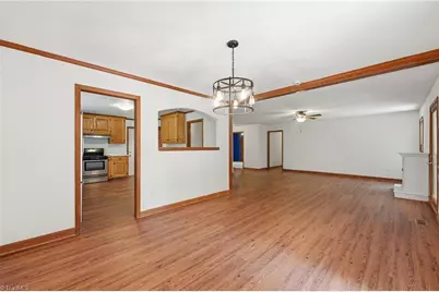 503 E Orange Street, Mebane, NC 27302 - Photo 9