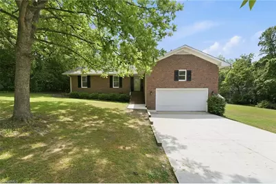 503 E Orange Street, Mebane, NC 27302 - Photo 1