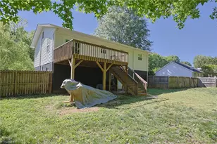 1474 Sherwood Dr, Reidsville, NC 27320 - Photo 3