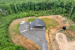 160 Riverwood Dr, Lexington, NC 27292 - Photo 3
