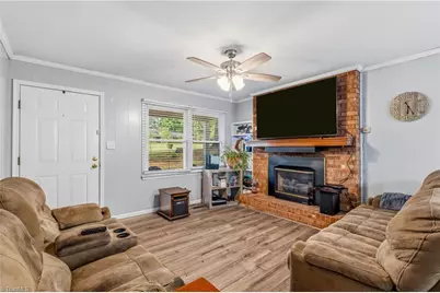 312 Tanbark Lane, Kernersville, NC 27284 - Photo 11