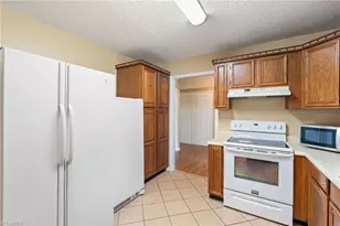 9234 Sahabi Rd, Kernersville, NC 27284 - Photo 7