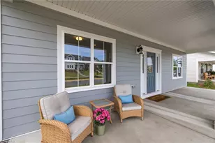1640 Cross Vlg Ave, Kernersville, NC 27284 - Photo 5