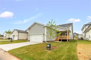 1640 Cross Vlg Ave, Kernersville, NC 27284 - Photo 27