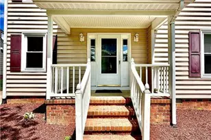 736 Huntington Ct, Burlington, NC 27215 - Photo 3