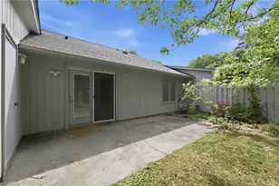 2609 Spring Bridge Cir, Greensboro, NC 27410 - Photo 27