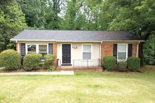 1036 Shalimar Dr, Winston-Salem, NC 27107 - Photo 1