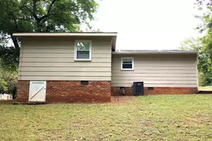 1036 Shalimar Dr, Winston-Salem, NC 27107 - Photo 3