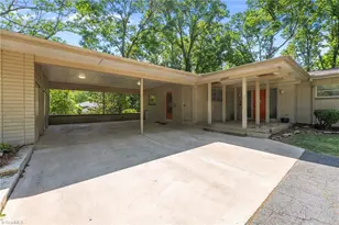 2220 Lakeview Terrace, Burlington, NC 27215 - Photo 3