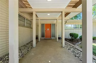 2220 Lakeview Terrace, Burlington, NC 27215 - Photo 9