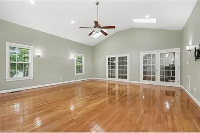 5003 Hartridge Way, Greensboro, NC 27407 - Photo 9