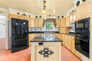 176 Fescue Dr, Bermuda Run, NC 27006 - Photo 7