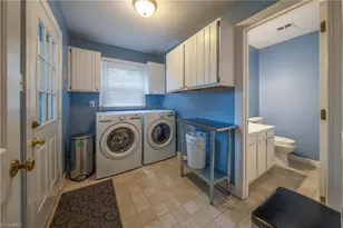 1609 Helmwood Dr, Greensboro, NC 27410 - Photo 7