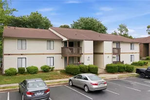 1702 N Hamilton St, High Point, NC 27262 - Photo 3