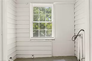 611 W Lexington Ave, High Point, NC 27262 - Photo 21