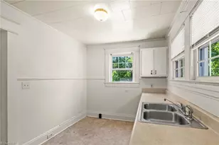 611 W Lexington Ave, High Point, NC 27262 - Photo 17