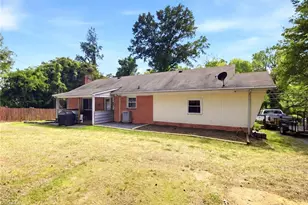 3009 Liberty Rd, Greensboro, NC 27406 - Photo 33