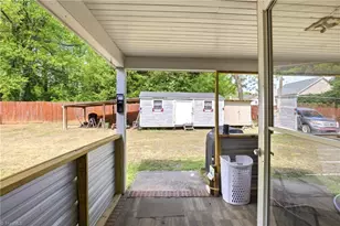 3009 Liberty Rd, Greensboro, NC 27406 - Photo 31