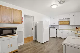 3009 Liberty Rd, Greensboro, NC 27406 - Photo 15