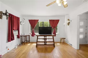 3009 Liberty Rd, Greensboro, NC 27406 - Photo 9