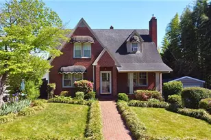 905 F St, North Wilkesboro, NC 28659 - Photo 3