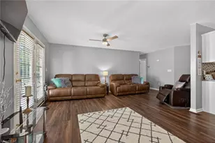 121 Manor Dr, High Point, NC 27260 - Photo 5