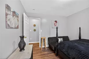 121 Manor Dr, High Point, NC 27260 - Photo 17