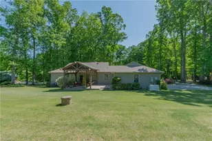 6304 Sable Ln, Greensboro, NC 27406 - Photo 39