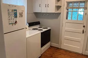 3101 Peebles Dr, Greensboro, NC 27403 - Photo 9
