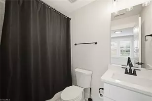 6021 Windsor Cir, Elon, NC 27244 - Photo 33