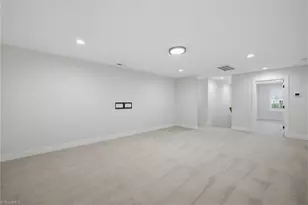 6021 Windsor Cir, Elon, NC 27244 - Photo 29