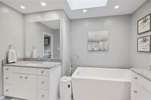 5928 Woodfield Dr, Kernersville, NC 27284 - Photo 15