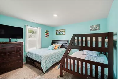 4621 Glencraig Avenue, Greensboro, NC 27405 - Photo 15