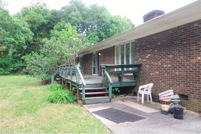 8012 Tam Oshanter Drive, Greensboro, NC 27409 - Photo 31