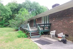 8012 Tam O'Shanter Dr, Greensboro, NC 27409 - Photo 31