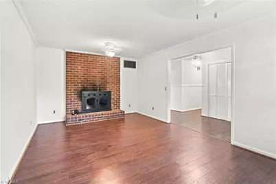 8012 Tam Oshanter Drive, Greensboro, NC 27409 - Photo 17